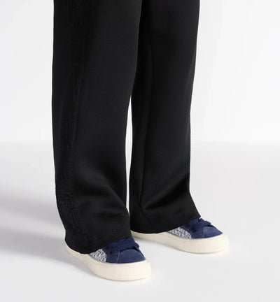 B33 SPIN Sneaker