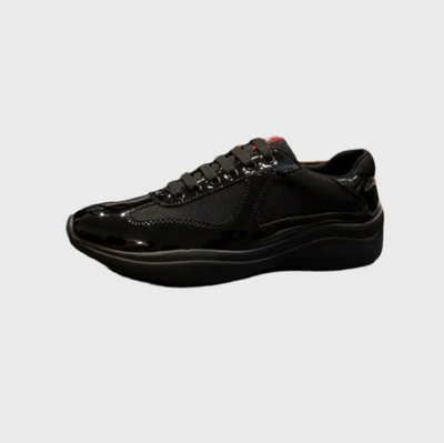 Cups Sneaker