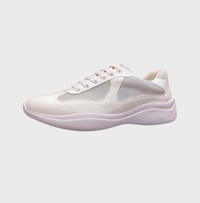 Cups Sneaker