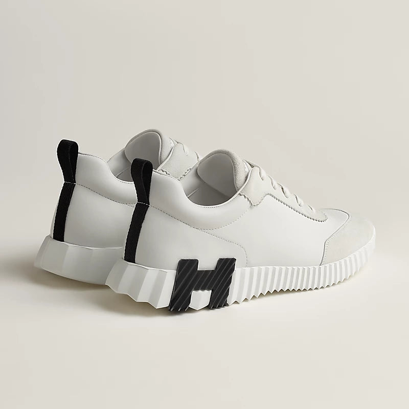 HER Sneaker