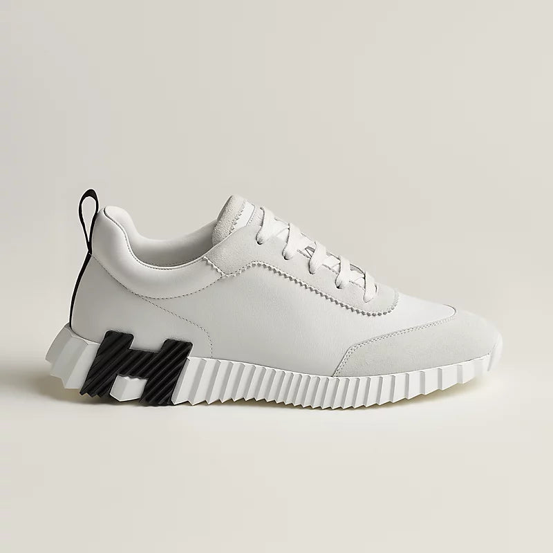 HER Sneaker
